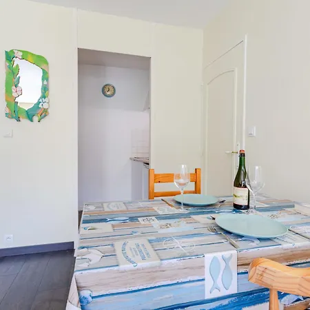 Les Marines-15 By Interhome